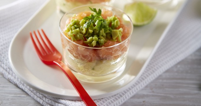 Verrines de pommes de terre Pompadour, tartare de saumon & avocat