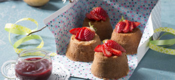 Moelleux de pommes de terre Pompadour au coulis de fraise
