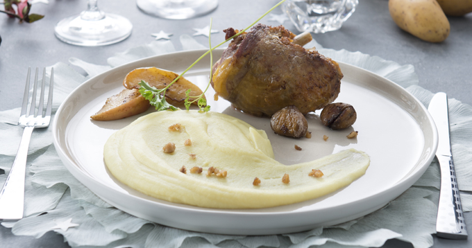 Pintade farcie aux pommes & mousseline de pommes de terre Pompadour